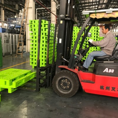 1200x800 reusable euro plastic pallet for racking warehouse